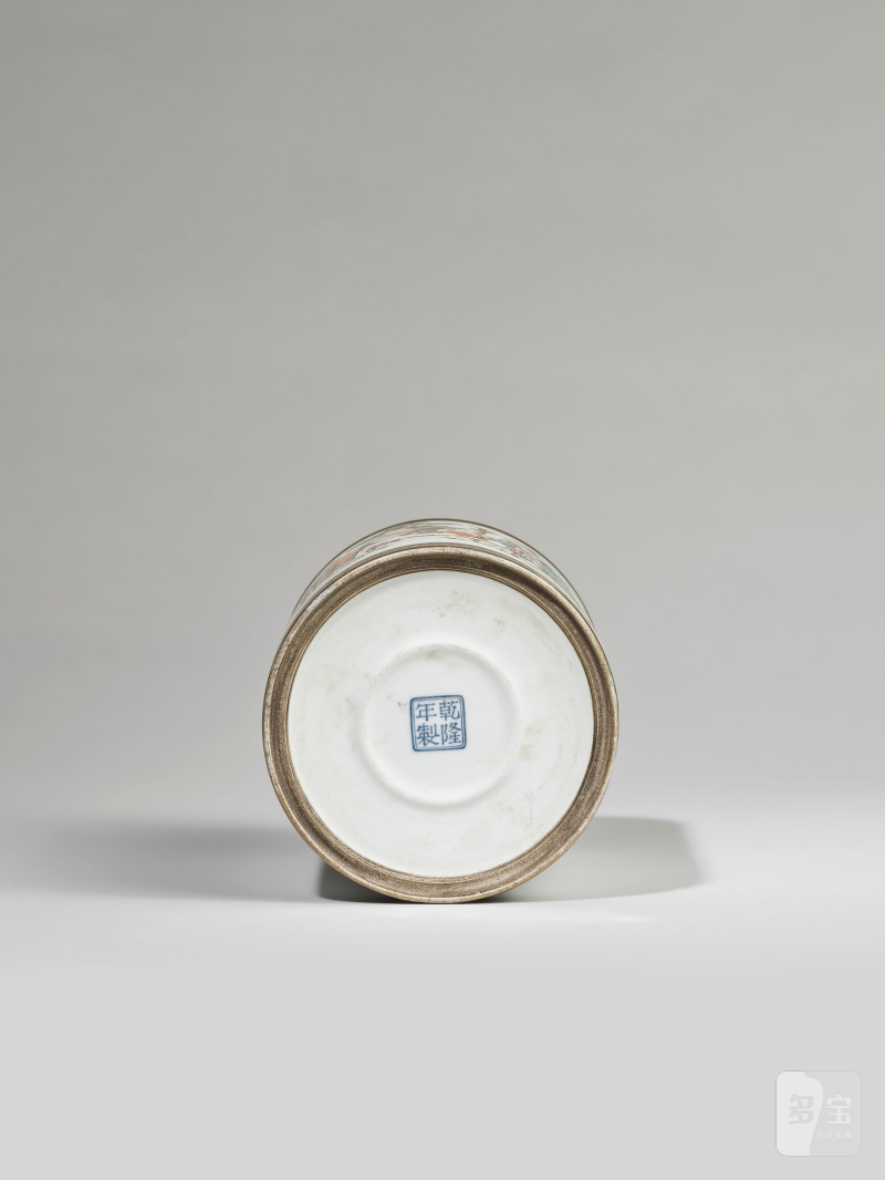 民國或更晚 粉彩筆筒 | POT A PINCEAUX EN PORCELAINE DE LA FAMILLE ROSE - 图4